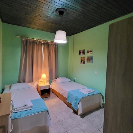 Villa Trifon By Rentalspro Services -Nea Potidea Halkidiki Luaran gambar