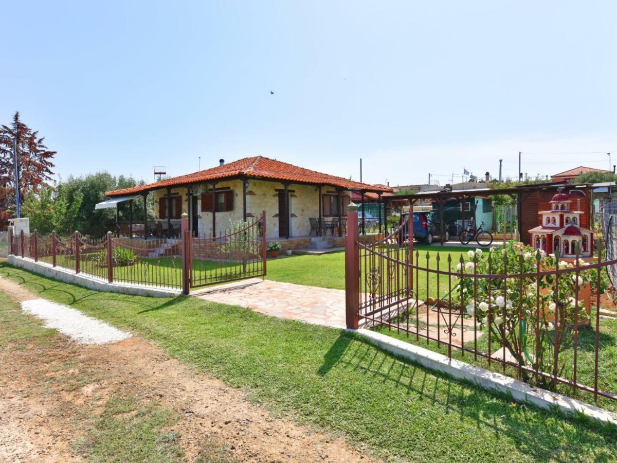 Villa Trifon By Rentalspro Services -Nea Potidea Halkidiki Luaran gambar