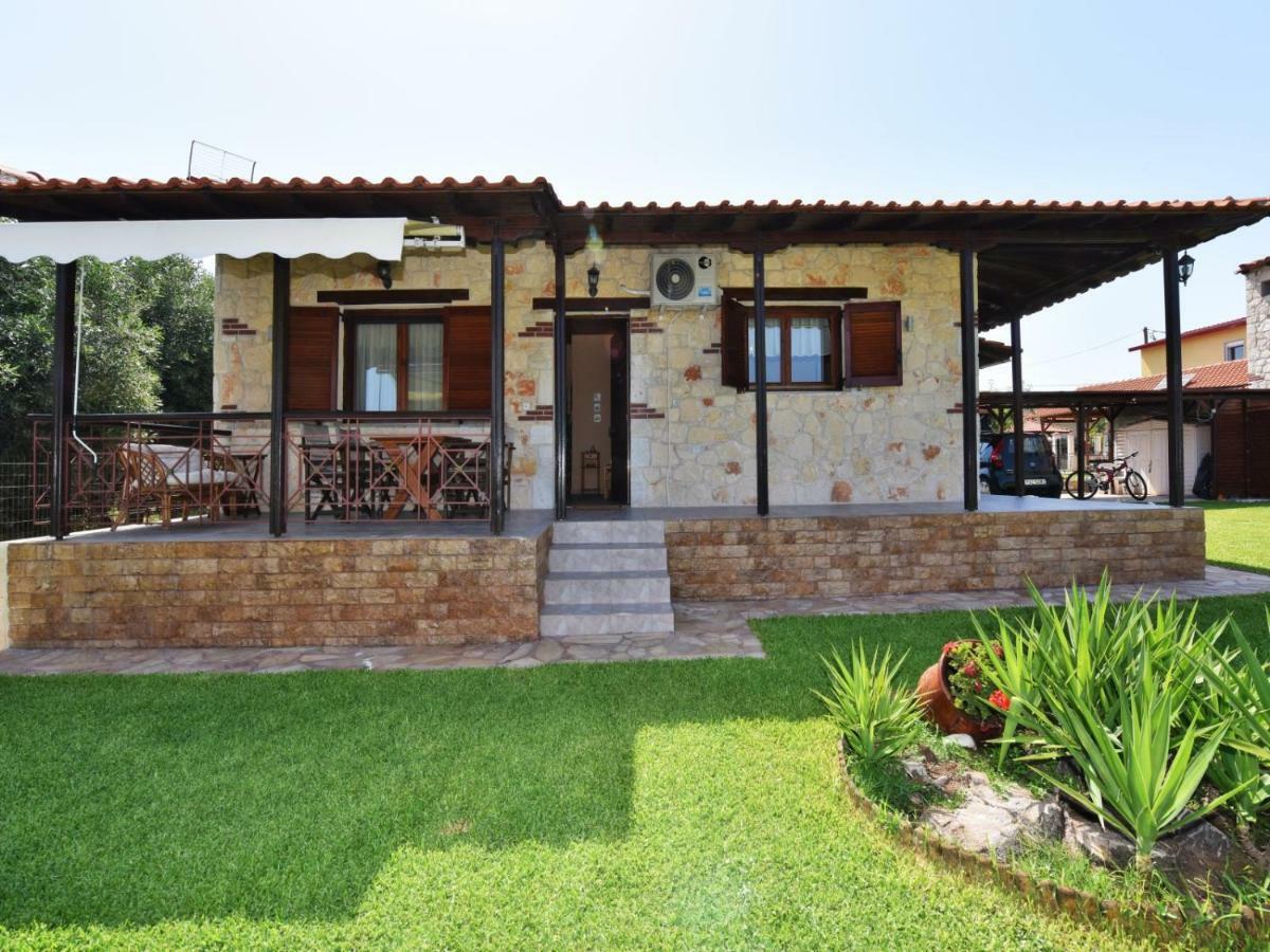 Villa Trifon By Rentalspro Services -Nea Potidea Halkidiki Luaran gambar